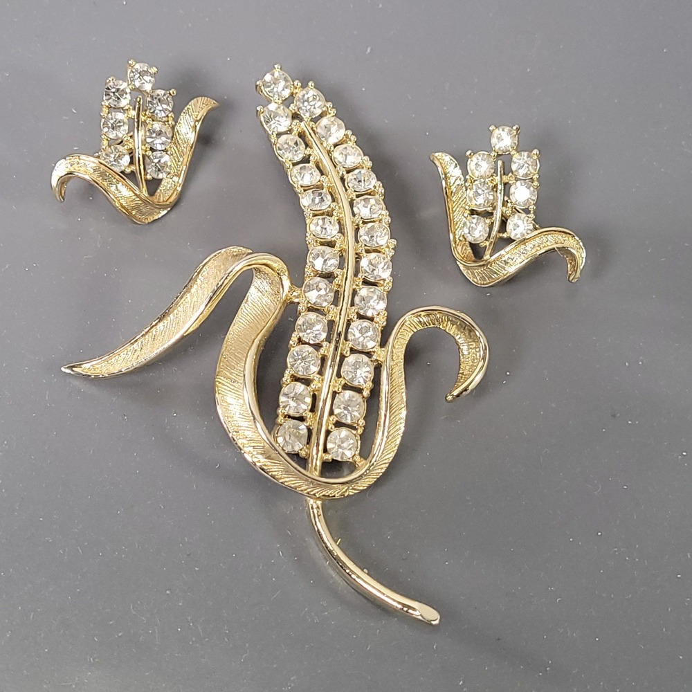 Sarah Coventry Vintage Gold Tone Rhinestone Corn Brooch and Clip Earring Set